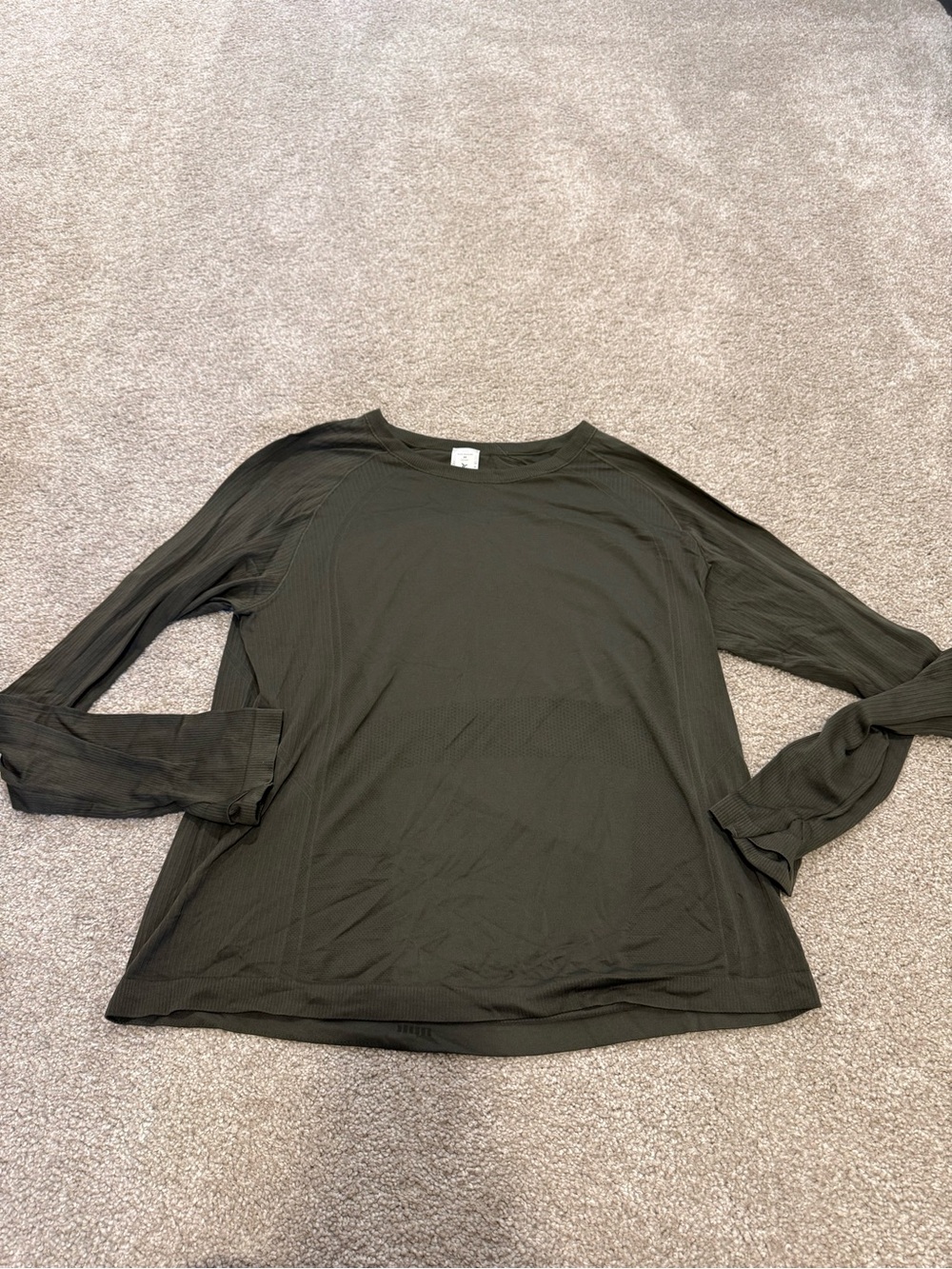 Old Navy Fluid Seamless Long Sleeve Top size 2X